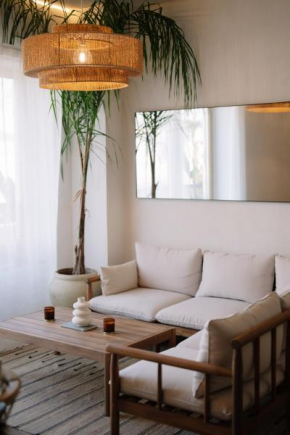 Taga Suites